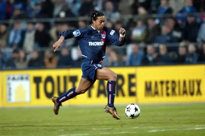 何在转会问 何在转会问